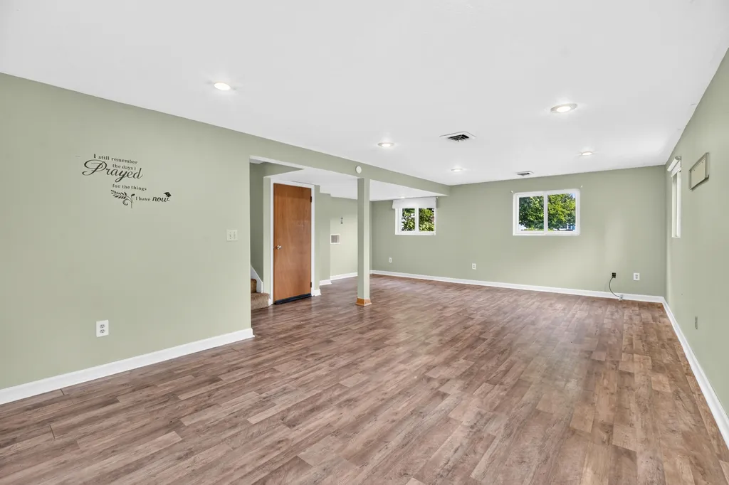 521 Garrison Road Battle Creek City MI 49017