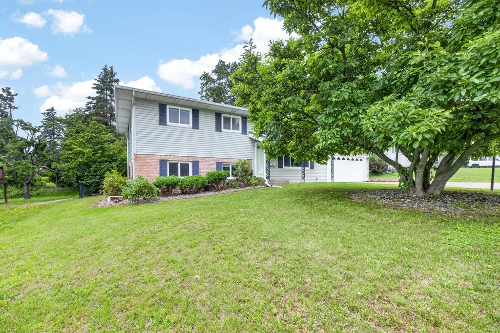 521 Garrison Road Battle Creek City MI 49017