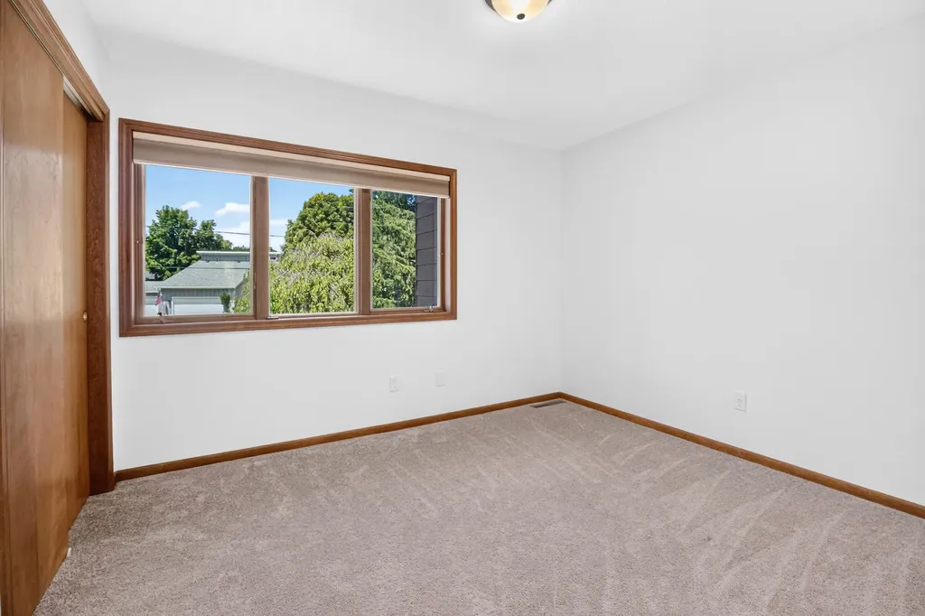 15 Bayshore Drive Battle Creek City MI 49015