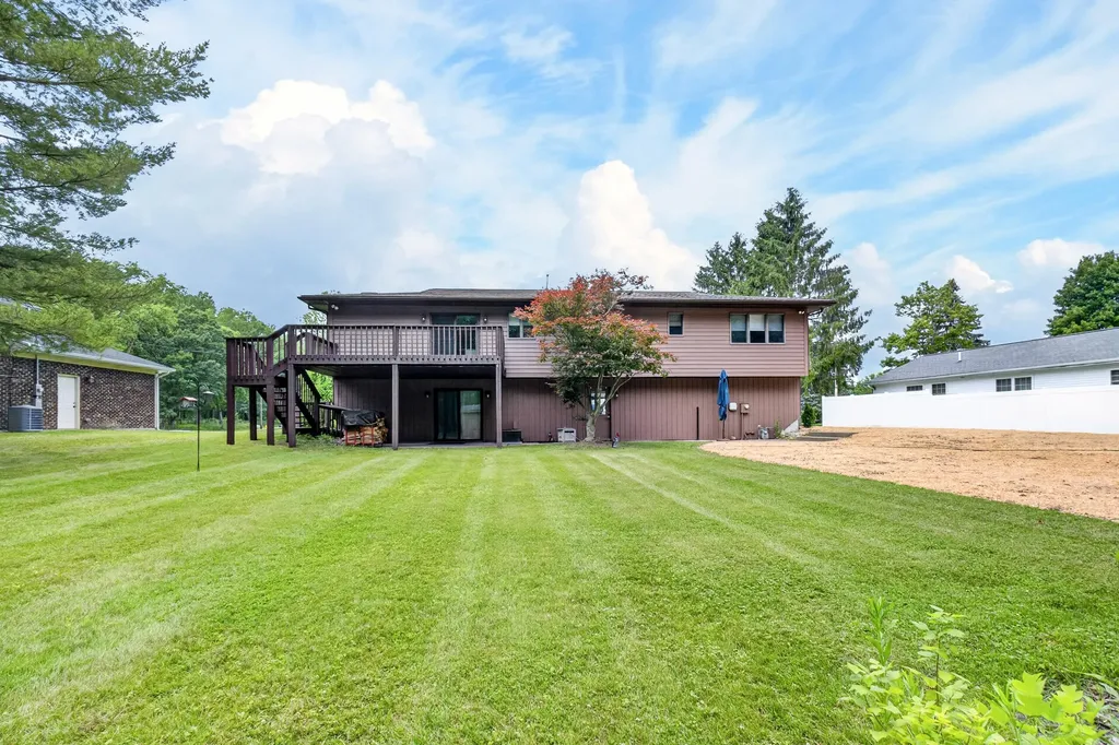 15 Bayshore Drive Battle Creek City MI 49015