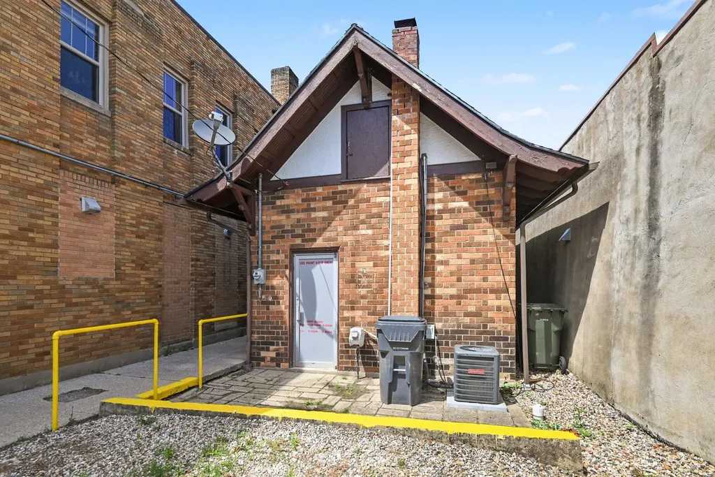 253 W Monroe Street Bangor City MI 49013