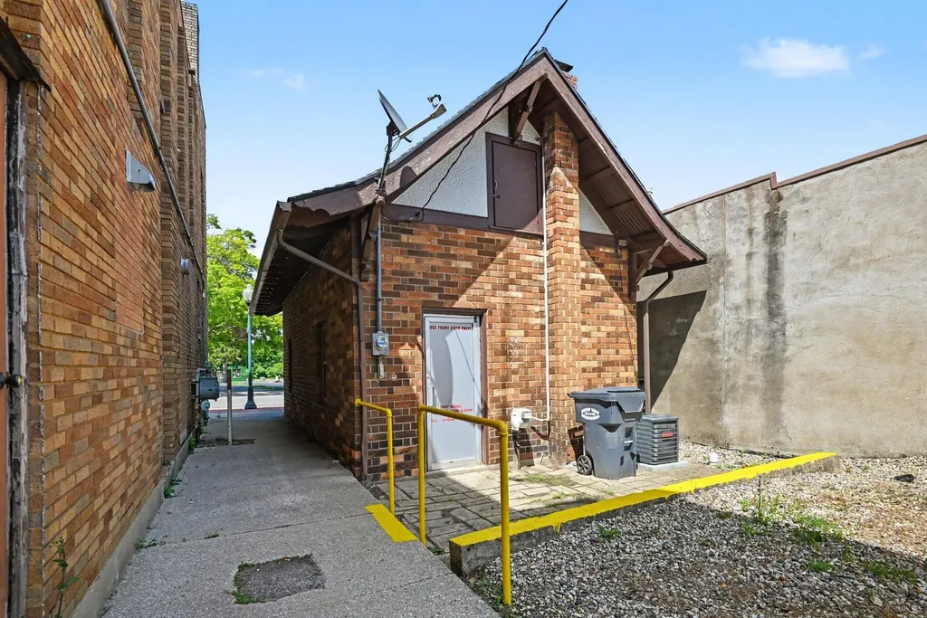 253 W Monroe Street Bangor City MI 49013