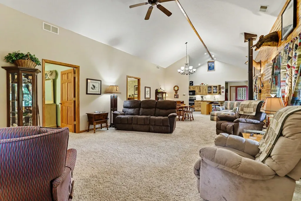 21641 Pine Lake Road Pennfield Charter Township MI 49014