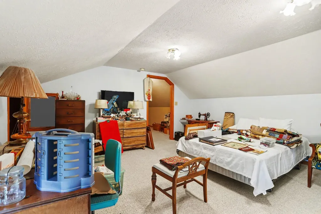 21641 Pine Lake Road Pennfield Charter Township MI 49014