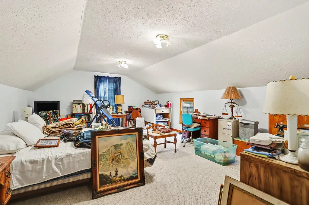 21641 Pine Lake Road Pennfield Charter Township MI 49014