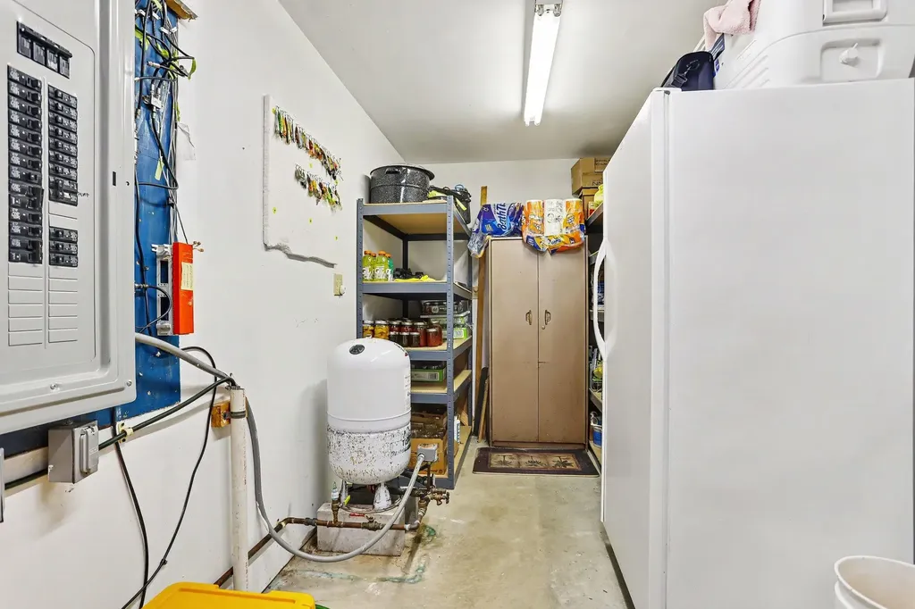 21641 Pine Lake Road Pennfield Charter Township MI 49014