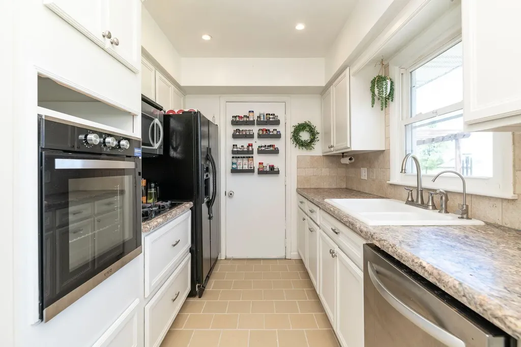 16331 S 24th Street Brady Township MI 49097