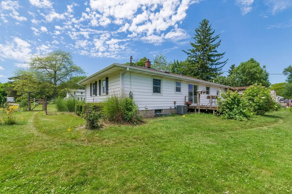 16331 S 24th Street Brady Township MI 49097