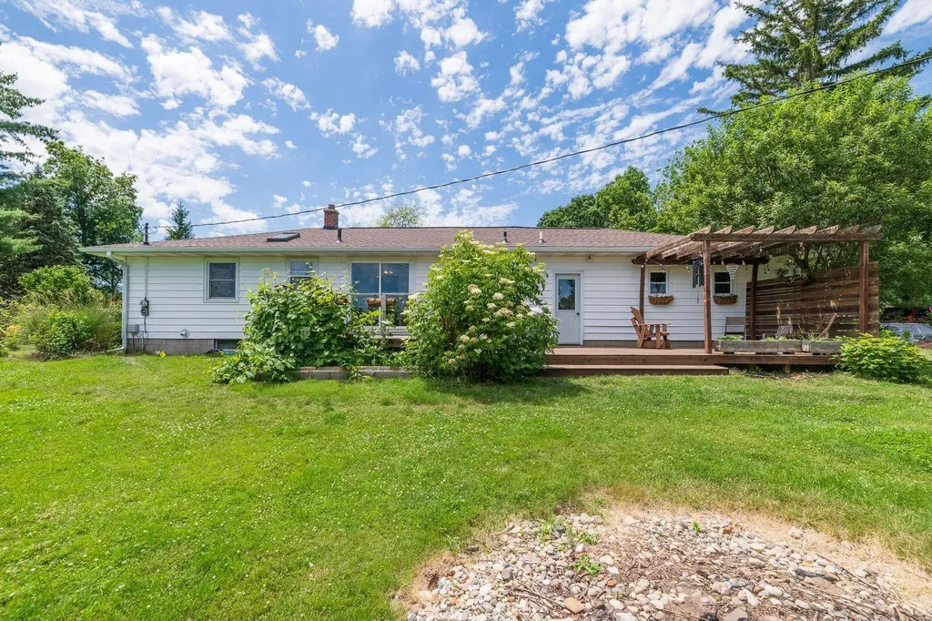 16331 S 24th Street Brady Township MI 49097