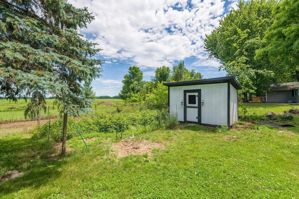 16331 S 24th Street Brady Township MI 49097