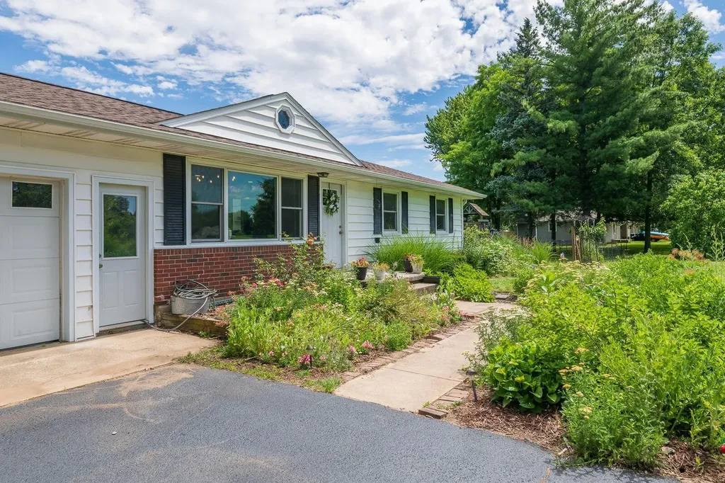 16331 S 24th Street Brady Township MI 49097