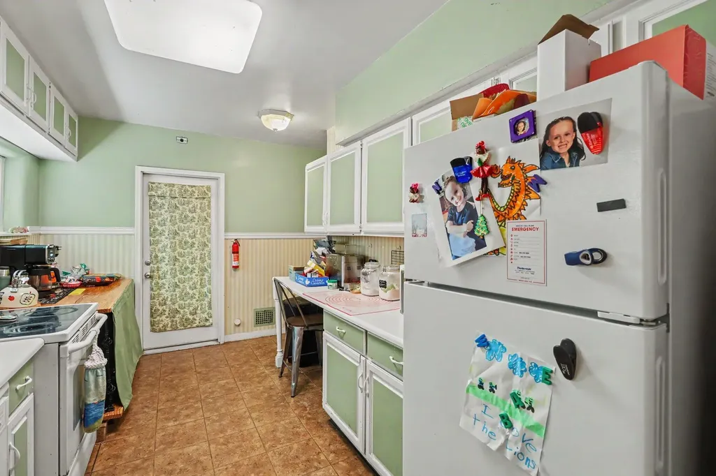 720 Ashley Drive Kalamazoo Charter Township MI 49048