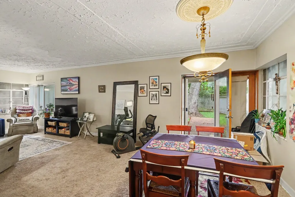 720 Ashley Drive Kalamazoo Charter Township MI 49048