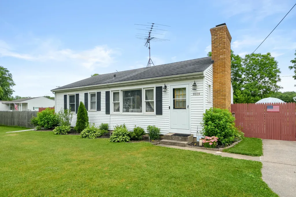 9809 S Sprinkle Road Pavilion Township MI 49002
