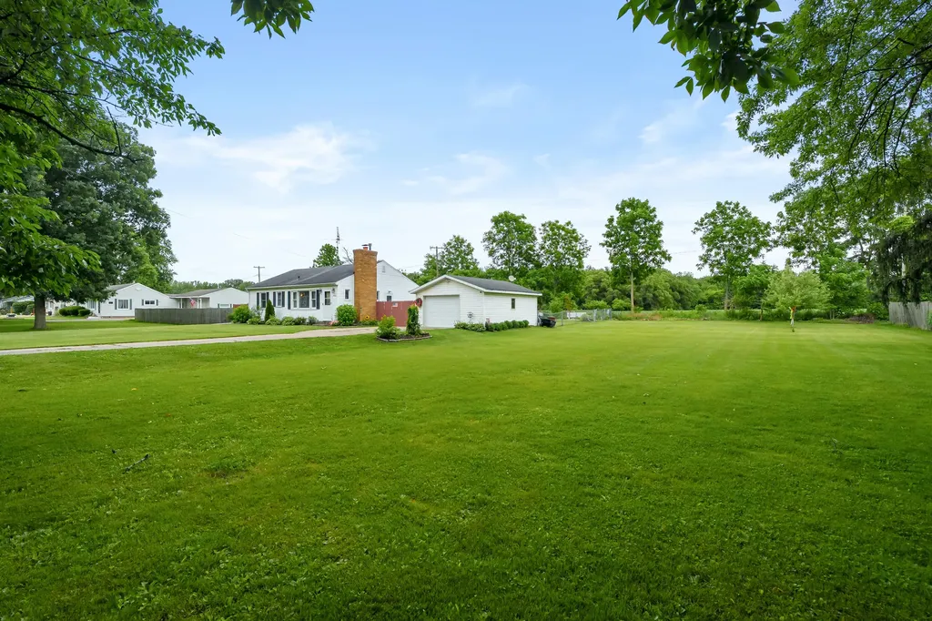 9809 S Sprinkle Road Pavilion Township MI 49002