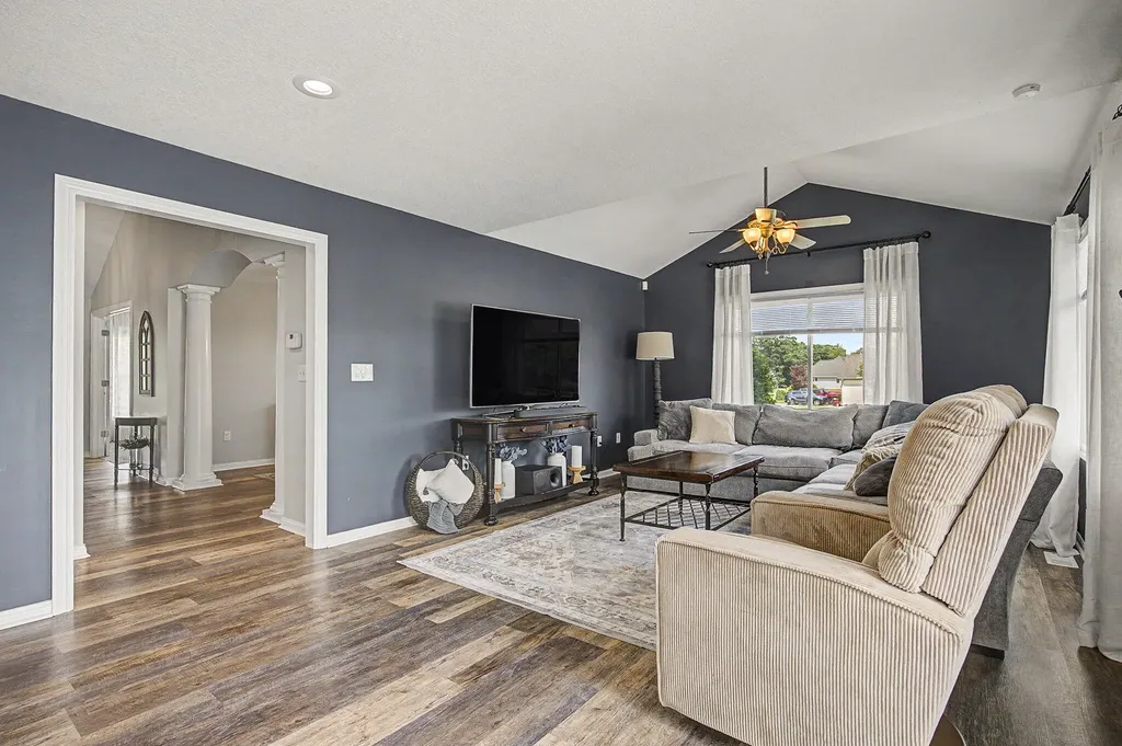 6844 Napoleon Road Leoni Township MI 49201
