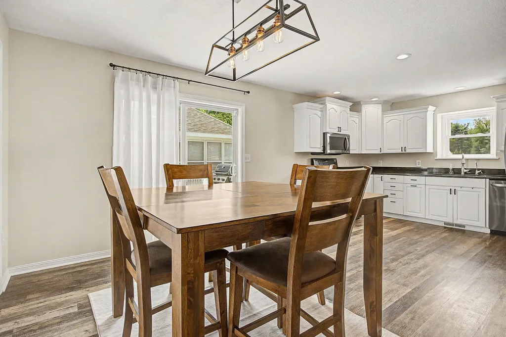 6844 Napoleon Road Leoni Township MI 49201