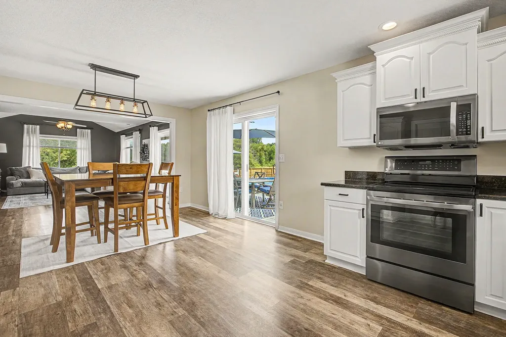 6844 Napoleon Road Leoni Township MI 49201