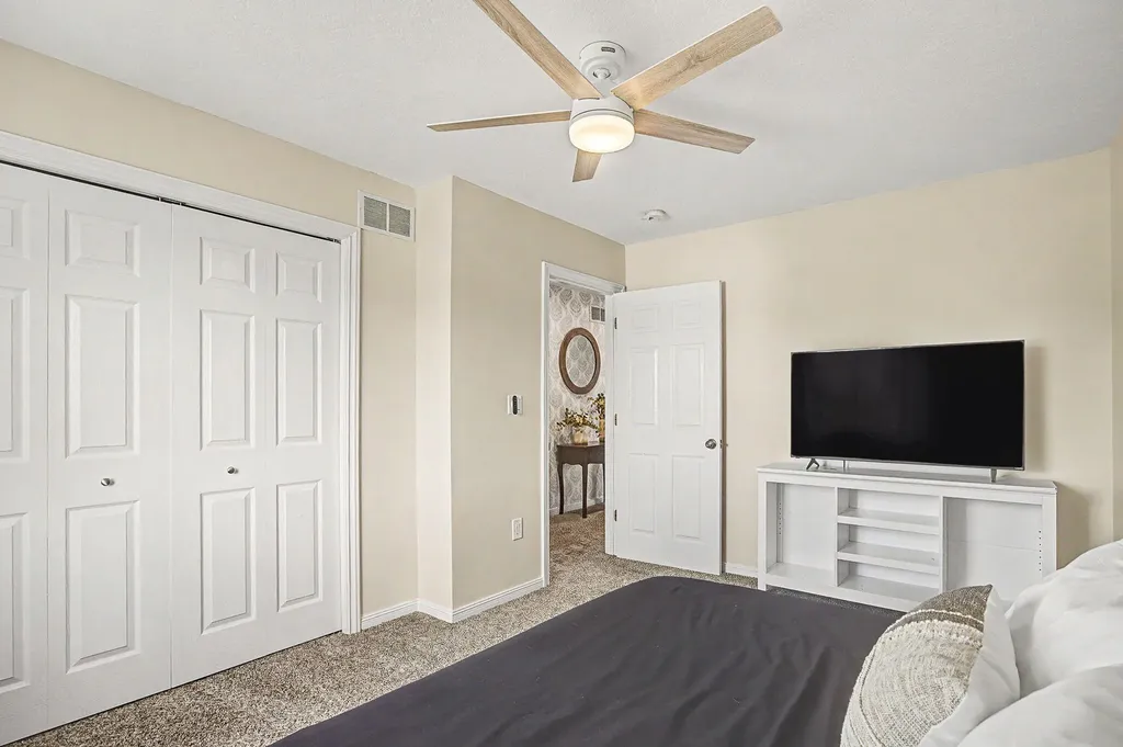 6844 Napoleon Road Leoni Township MI 49201