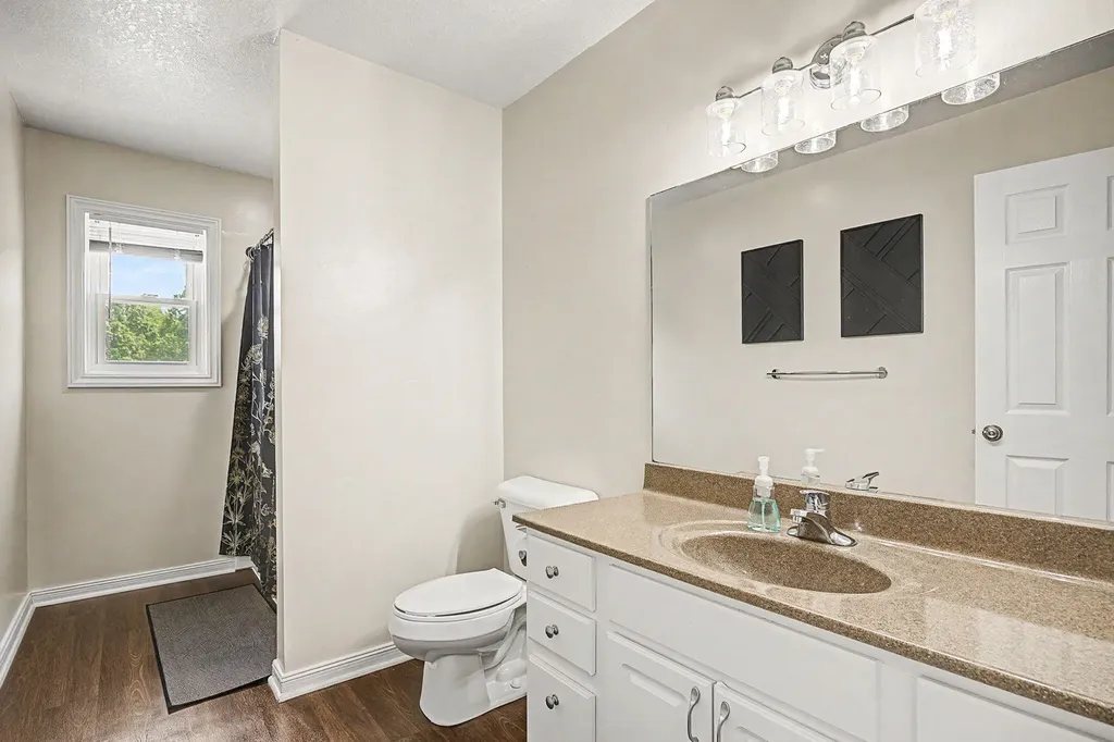 6844 Napoleon Road Leoni Township MI 49201