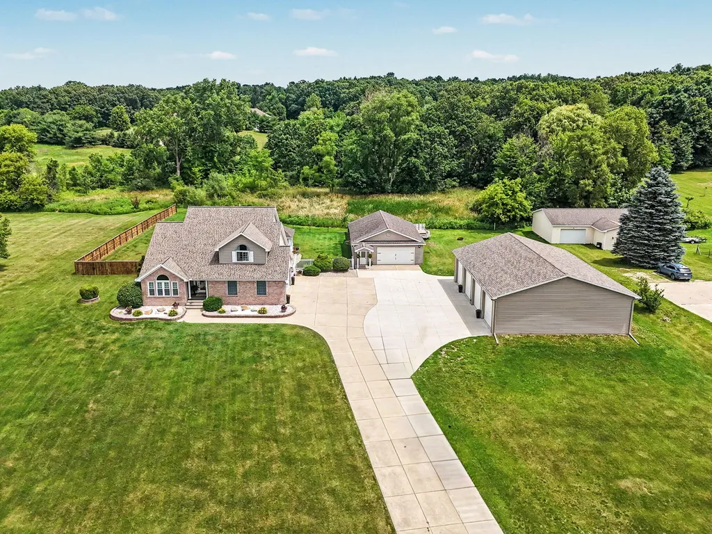 6844 Napoleon Road Leoni Township MI 49201