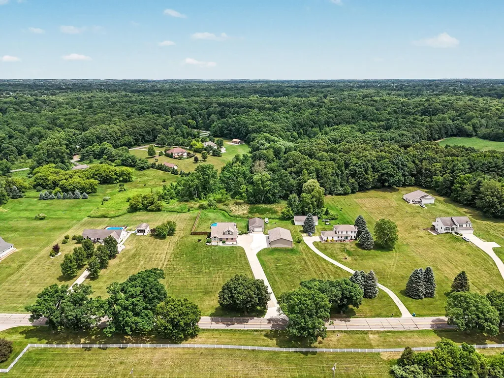 6844 Napoleon Road Leoni Township MI 49201