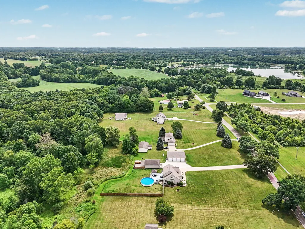 6844 Napoleon Road Leoni Township MI 49201