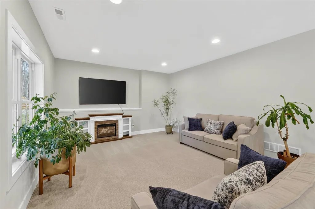 10597 Sharon Lee Lane Portage City MI 49024