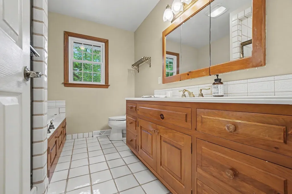6821 Isabelle Street Portage City MI 49024