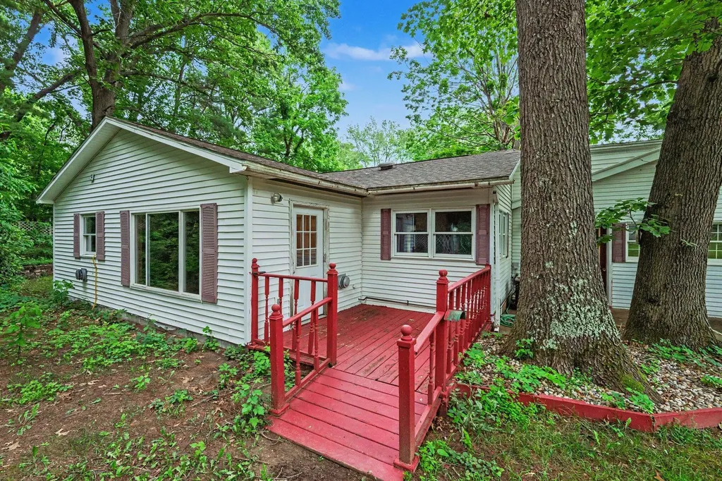 1460 Goodrich Street Allegan Township MI 49010