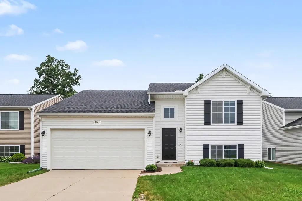 1184 Cooley Mill Lane Vicksburg Village MI 49097