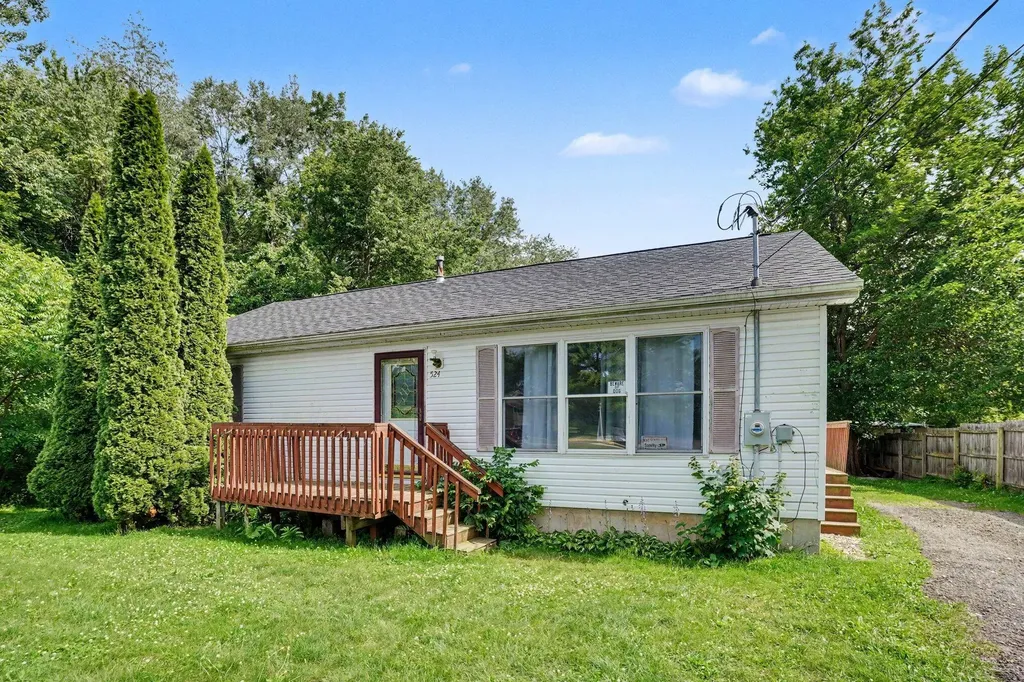 524 Graham Street Cassopolis Village MI 49031
