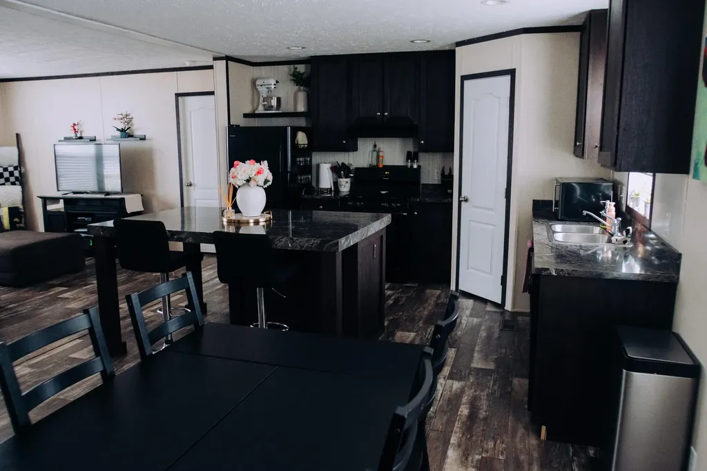 11710 Torrey Trail NW Tallmadge Charter Township MI 49534
