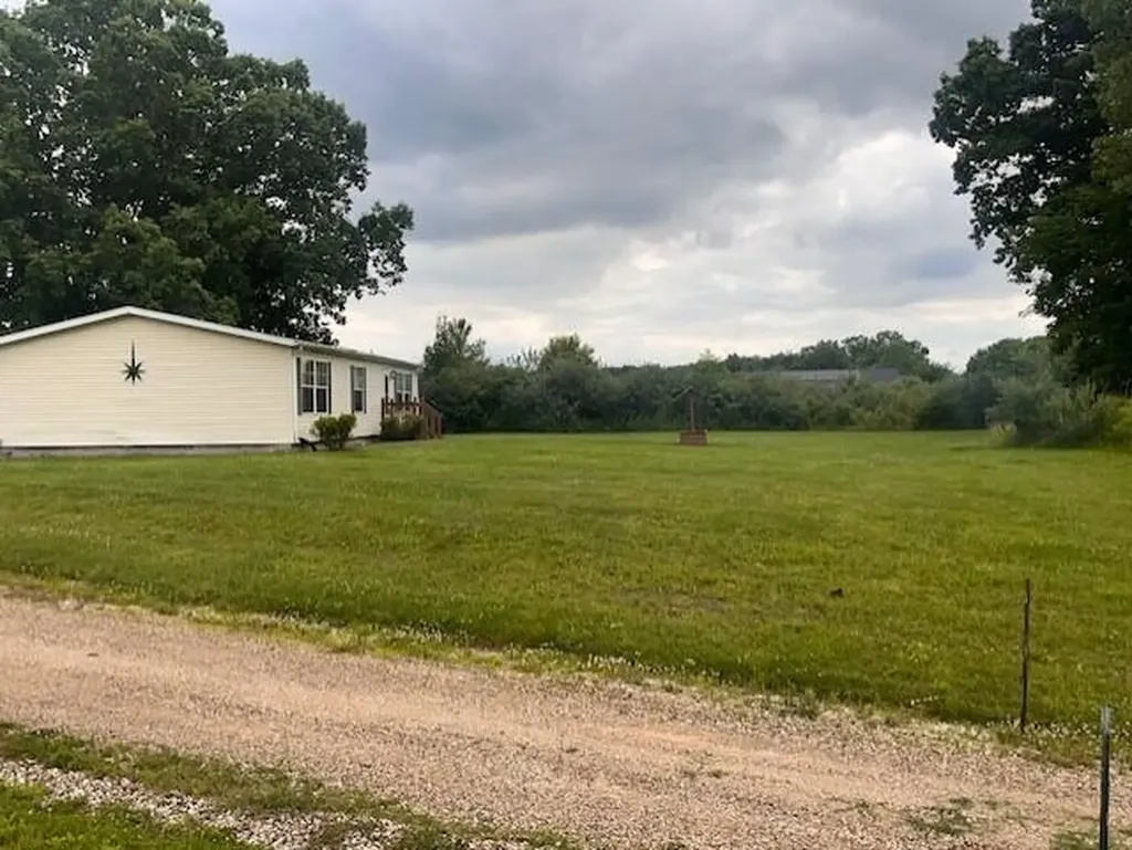 36961 39th Avenue Waverly Township MI 49079