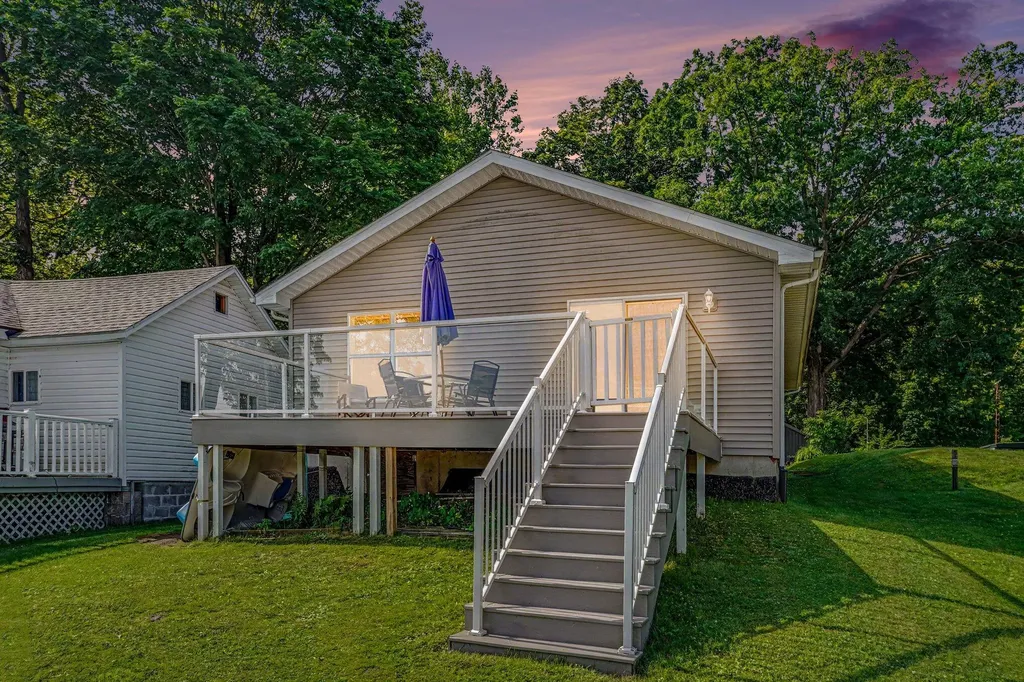 47292 Woodland Drive Arlington Township MI 49013