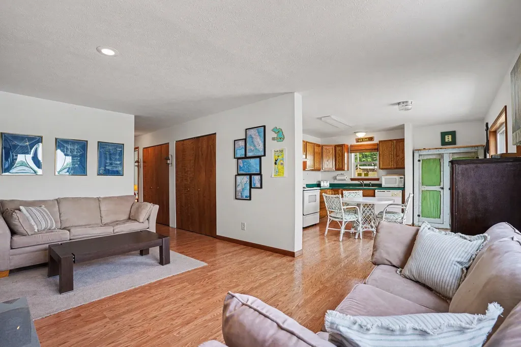 47292 Woodland Drive Arlington Township MI 49013