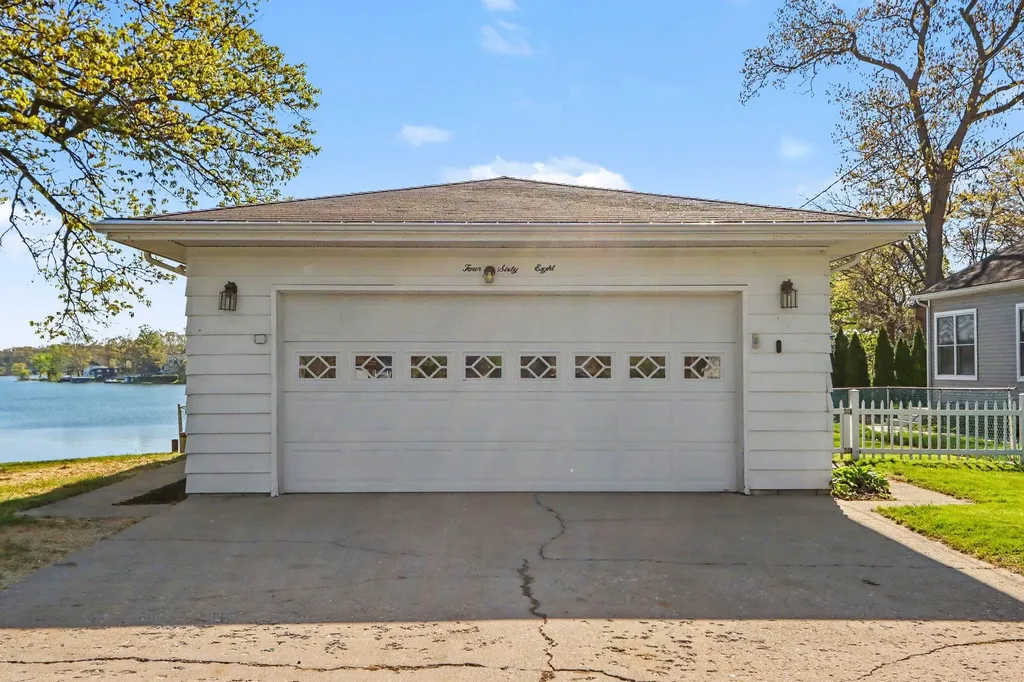 468 W Crooked Lake Drive W Texas Charter Township MI 49009