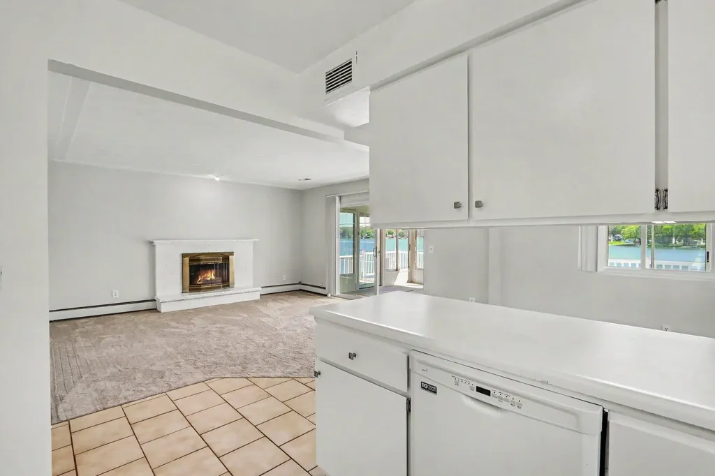 468 W Crooked Lake Drive W Texas Charter Township MI 49009