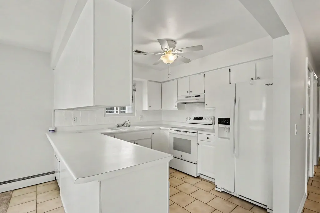 468 W Crooked Lake Drive W Texas Charter Township MI 49009