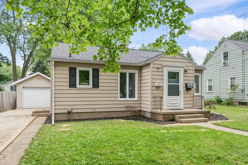 2928 Lorraine Avenue Kalamazoo City MI 49008