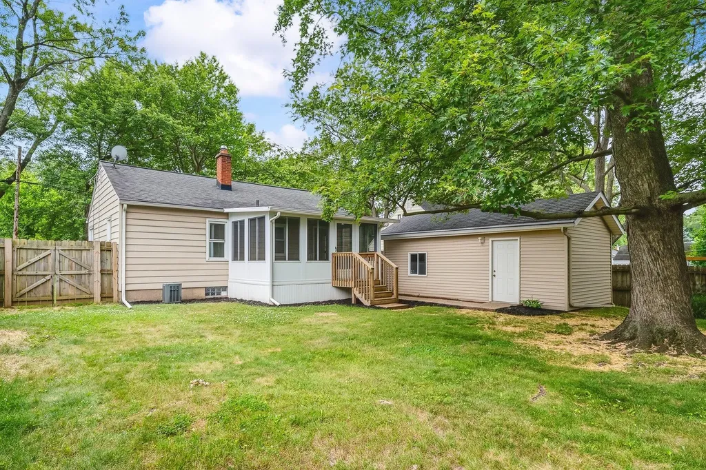 2928 Lorraine Avenue Kalamazoo City MI 49008
