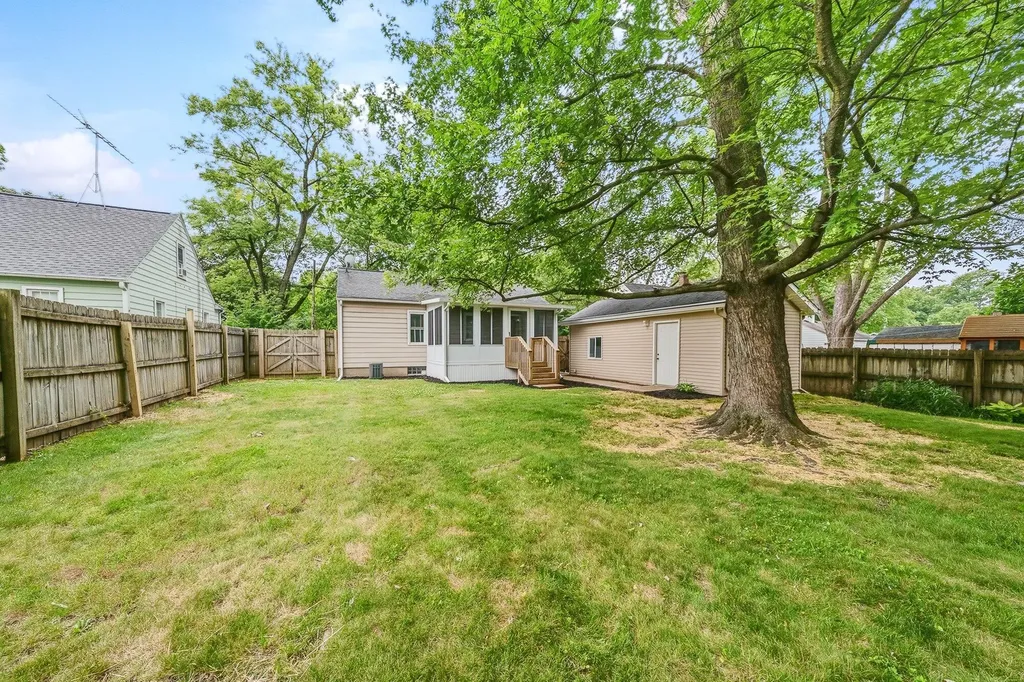 2928 Lorraine Avenue Kalamazoo City MI 49008
