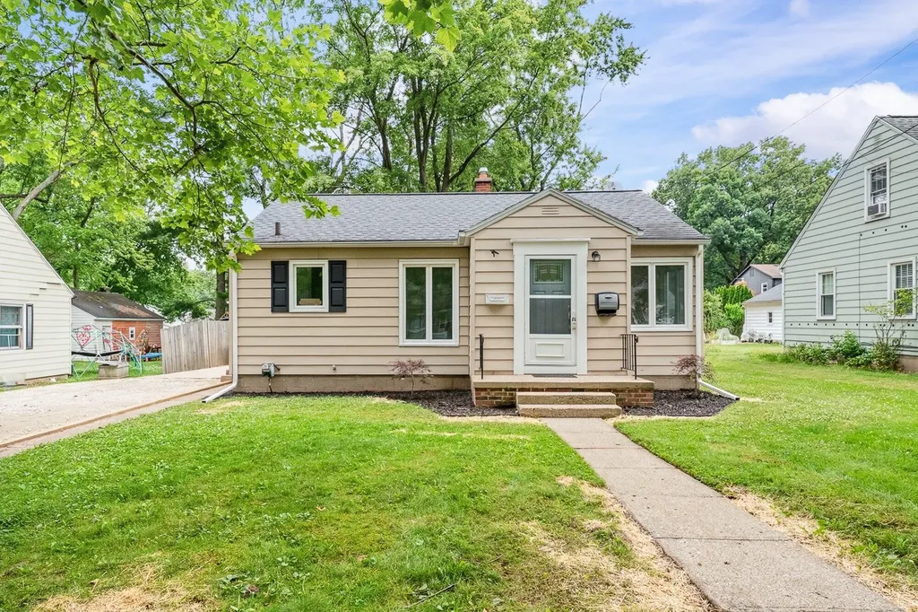2928 Lorraine Avenue Kalamazoo City MI 49008