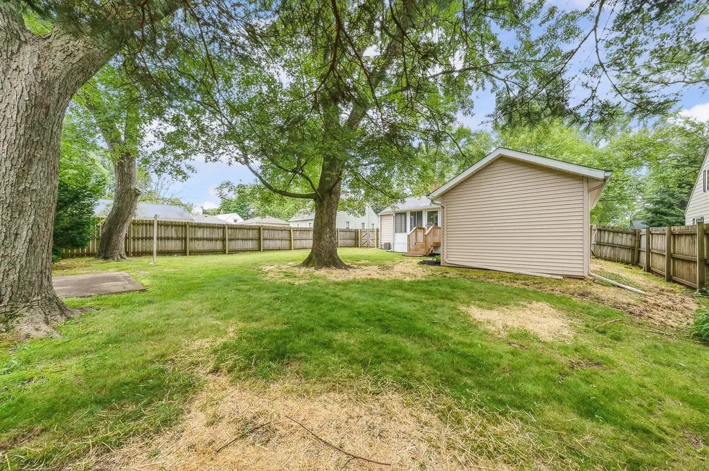 2928 Lorraine Avenue Kalamazoo City MI 49008