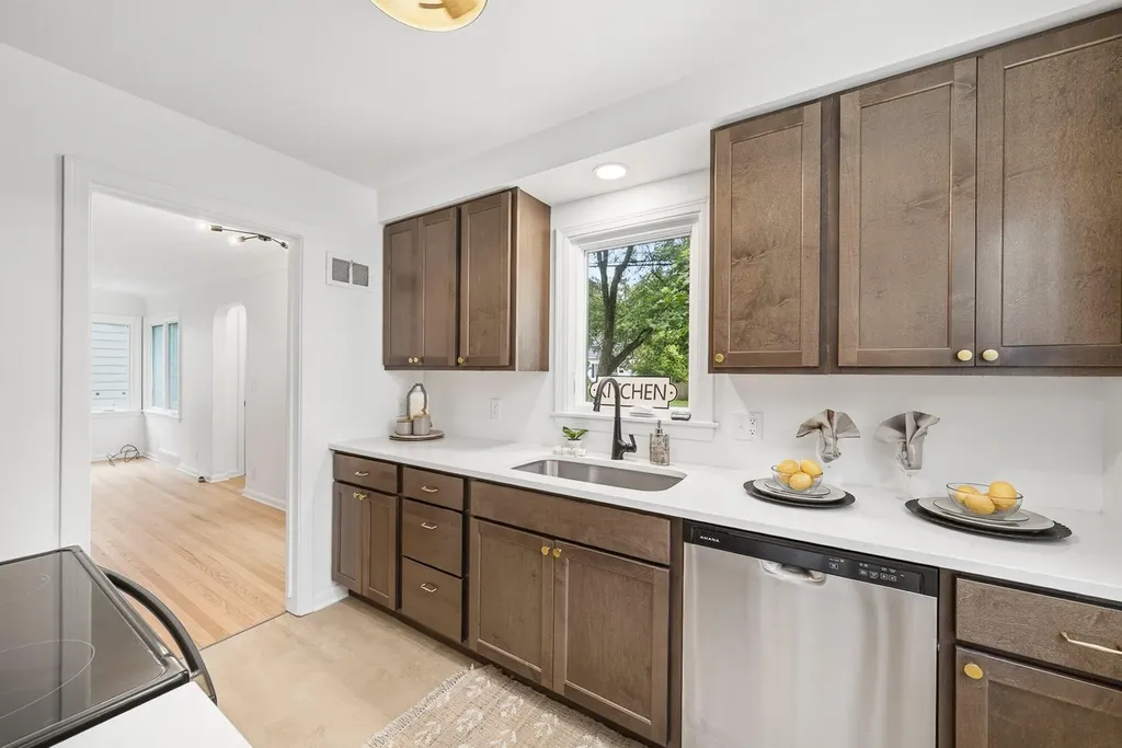 2928 Lorraine Avenue Kalamazoo City MI 49008