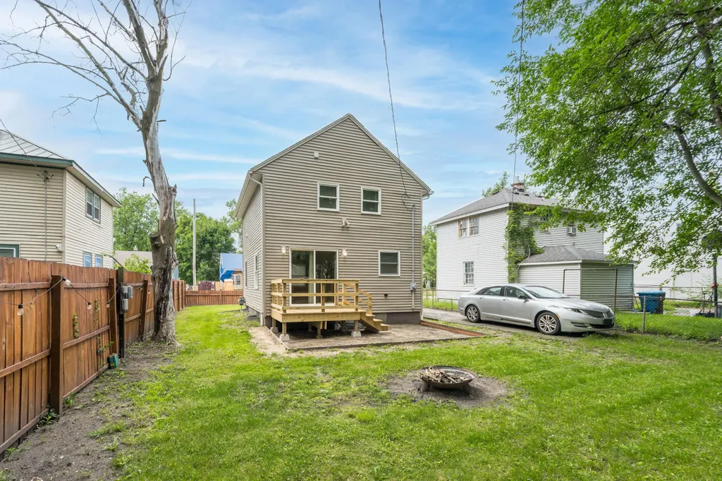 516 Lay Boulevard Kalamazoo City MI 49001