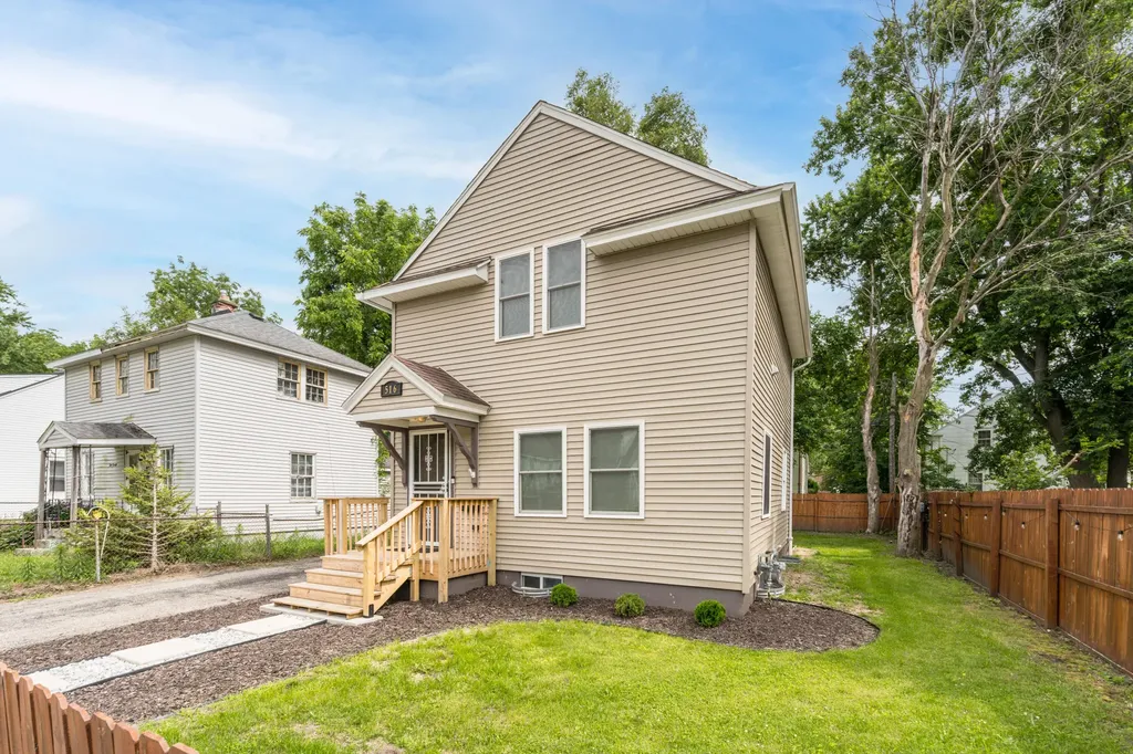 516 Lay Boulevard Kalamazoo City MI 49001