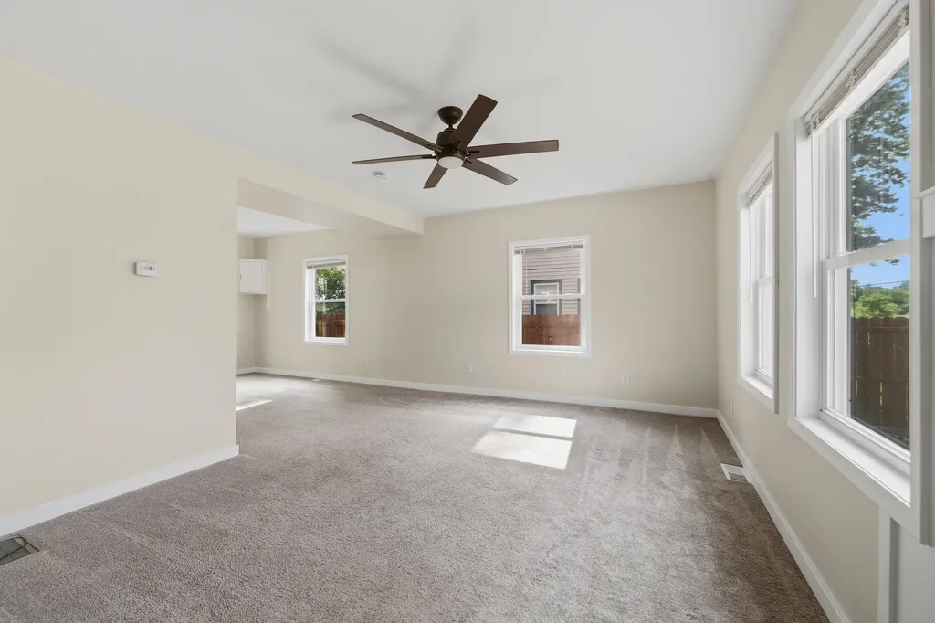 516 Lay Boulevard Kalamazoo City MI 49001