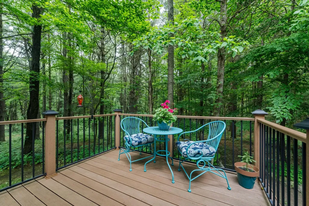 25158 Chaty Lane Pine Grove Township MI 49055