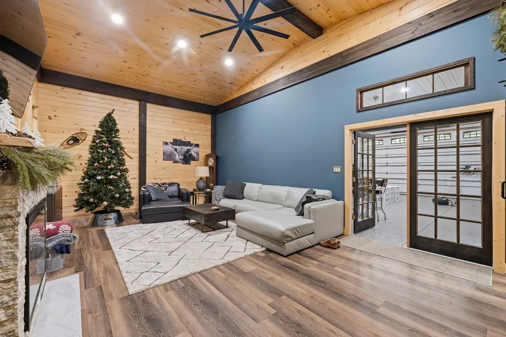 25158 Chaty Lane Pine Grove Township MI 49055